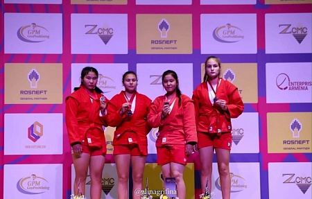 Володарская спортсменка завоевала золото на первенстве мира по самбо
