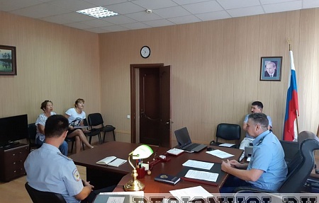 Глава района Батыршин Миндиев на приеме граждан