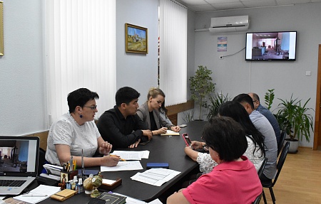 Вопросы капремонта медучреждений Володарского района обсудили на совещании